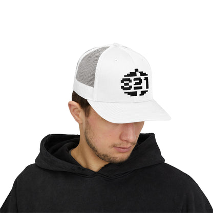 Paradroid 821 - Snapback Truckerpet Printify