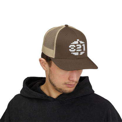 Paradroid 821 - Snapback Truckerpet Printify