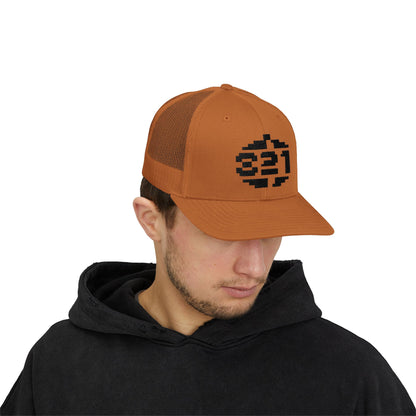 Paradroid 821 - Snapback Truckerpet Printify