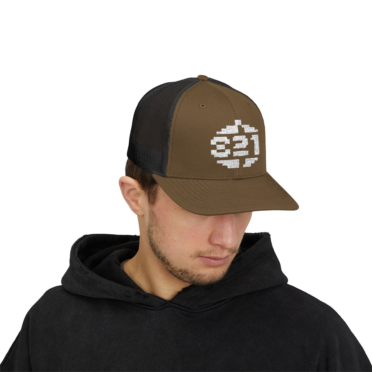 Paradroid 821 - Snapback Truckerpet Printify