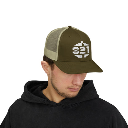Paradroid 821 - Snapback Truckerpet Printify