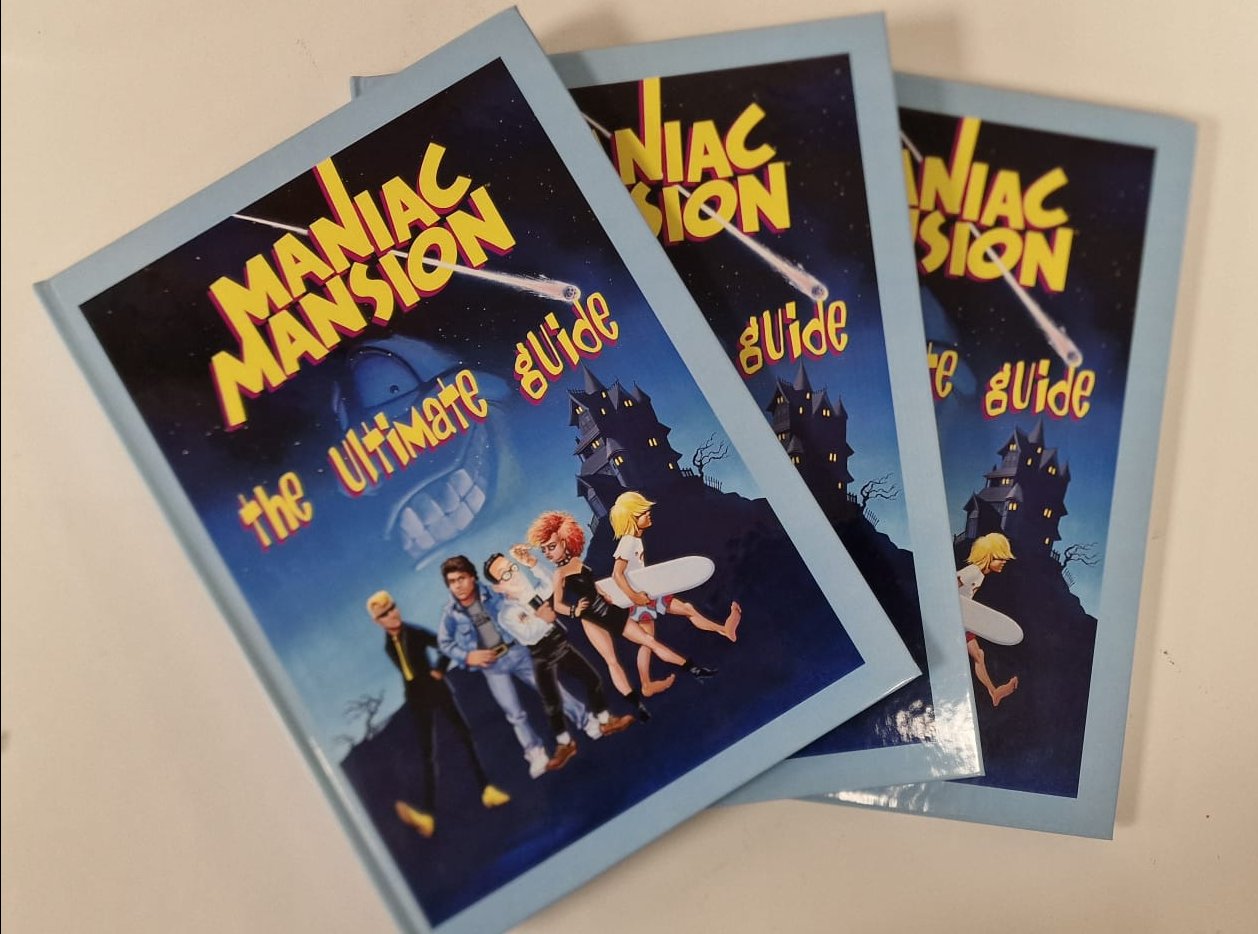 Maniac Mansion - The Ultimate Guide - A5 Full Color RetroWebShop
